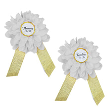 Load image into Gallery viewer, Babymoon Set of 3 Pregnant Mothers Maternity Belt with Mom & Dad Badges - White