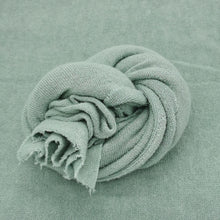 Load image into Gallery viewer, Babymoon Set of 2 | Knitted Wool Wrap and Bean Bag Layer | Baby Photography Props | Green