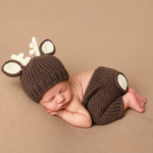 Load image into Gallery viewer, Babymoon Fawn Shorts With Cap Newborn Photography Crochet Outfit Costume