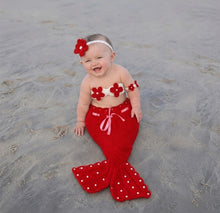 Load image into Gallery viewer, Babymoon Mermaid Newborn Photography Crochet Outfit Costume - Red