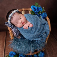 Load image into Gallery viewer, Babymoon Knitted Premium Wool Wrap | Baby Photography Shoot Wrap | Blue