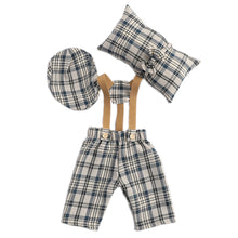 Load image into Gallery viewer, Babymoon Gentleman | Set Of 4 | Baby Cap, Bow, Pillow & Suspender | Baby Photography Photoshoot Props Costumes | 1 yr | Light Grey