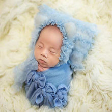 Load image into Gallery viewer, Babymoon Set of 2 | Baby Net Frill Pillow with Bonnet | Baby Photoshoot Props | Blue