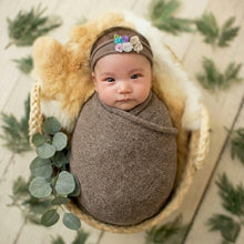 Load image into Gallery viewer, Babymoon Textured Stretchble Baby Photography Shoot Wrap Cloth With Hairband - Grey