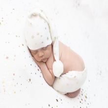 Load image into Gallery viewer, Babymoon Set of 2 | Starry Wrap and Layer | Baby Photography Props | White