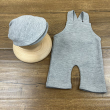 Load image into Gallery viewer, Babymoon | Set of 2 | French Cap & Pant | Baby Photography Props | Costume | Grey