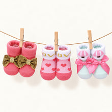 Load image into Gallery viewer, Babymoon Set of 3 | Non-Skid, Anti Slip Baby Socks Gift Box | Safety Protector | 0-9M | Pink