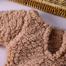 Load image into Gallery viewer, Babymoon Set of 2 | Fleece Suit with Infant Baby Bear Cap Hat | Baby Photography Props Costume | Baby Gift Set | 0-3 Months | Brown