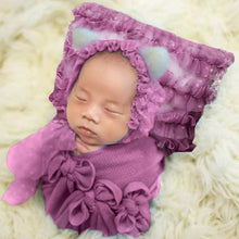 Load image into Gallery viewer, Babymoon Set of 2 | Baby Net Frill Pillow with Bonnet | Baby Photoshoot Props | Purple