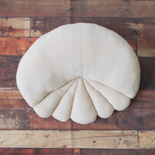 Load image into Gallery viewer, Babymoon | Set of 5 | Baby Magical Large Posing Pillows | Professional Posing Aid | White