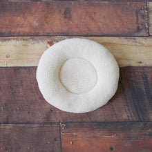 Load image into Gallery viewer, Babymoon | Set of 5 | Baby Magical Large Posing Pillows | Professional Posing Aid | White