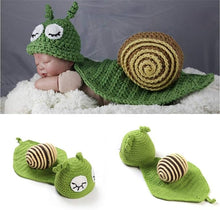 Load image into Gallery viewer, Babymoon Snail Newborn Photography Crochet Outfit Costume - Green