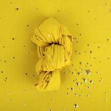 Load image into Gallery viewer, Babymoon Set of 2 | Starry Wrap and Layer | Baby Photography Props | Yellow