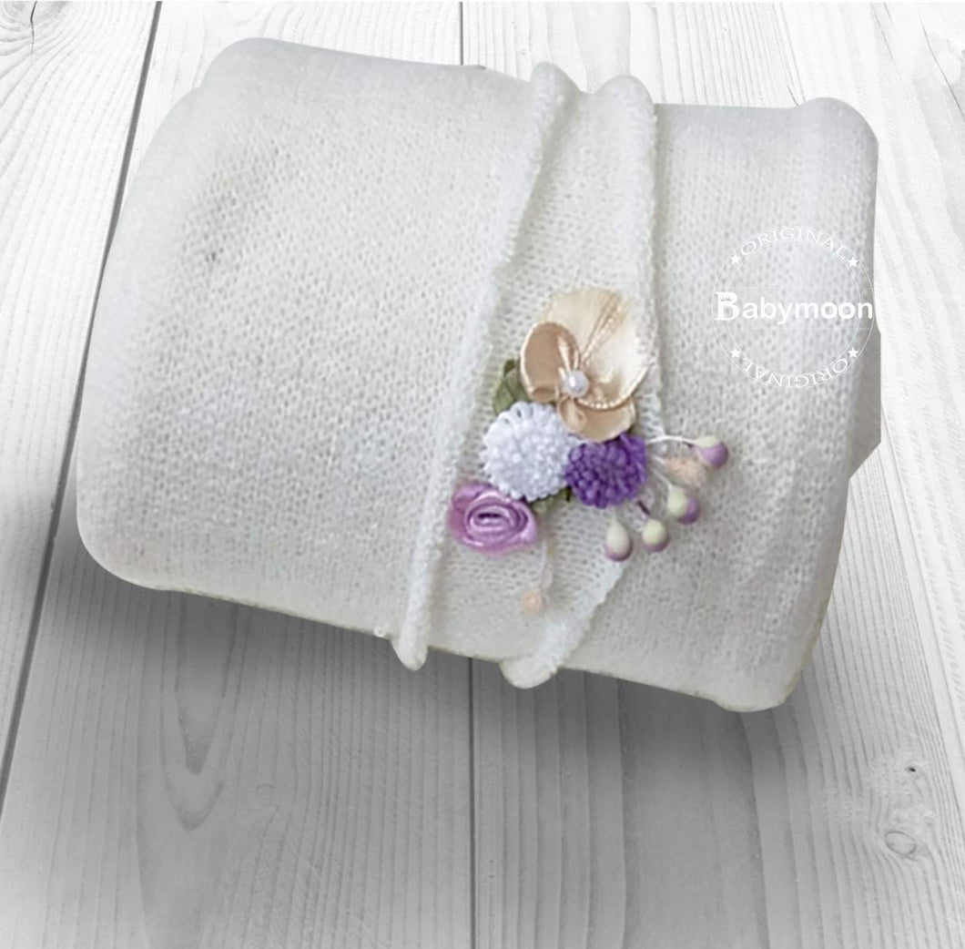 Babymoon Textured Stretchble Baby Photography Shoot Wrap Cloth With Hairband - White