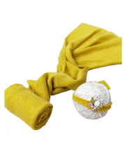 Load image into Gallery viewer, Babymoon Textured Stretchble Baby Photography Shoot Wrap Cloth With Hairband - Yellow