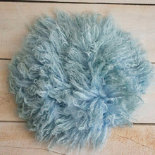 Load image into Gallery viewer, Babymoon Round Wool Flokati Fur Blanket | Photoshoot Props | Blue