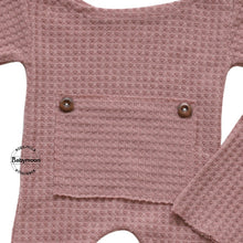 Load image into Gallery viewer, Babymoon Stretchable Bodysuit & Cap New Born Outfits Costumes | Pink | 0-1 Month