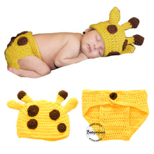 Load image into Gallery viewer, Babymoon Giraffe Shorts With Cap Newborn Photography Crochet Outfit Costume