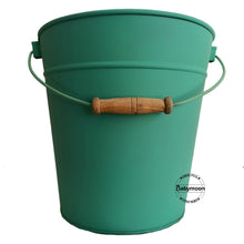 Load image into Gallery viewer, Babymoon Rustic Metal Bucket Photoshoot Prop Furniture Properties
