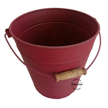 Load image into Gallery viewer, Babymoon Rustic Metal Bucket Photoshoot Prop Furniture Properties