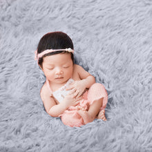 Load image into Gallery viewer, Babymoon Wool Fur Blanket Rugs Fur | 6*3 Feet | Light Grey