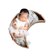 Load image into Gallery viewer, Babymoon Vintage Flat Moon Photoshoot Prop Furniture Properties -White