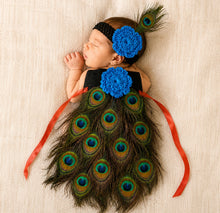 Load image into Gallery viewer, Babymoon Peacock Krishna Feathers Newborn Photography Outfit Costume
