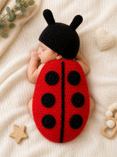 Load image into Gallery viewer, Babymoon Bee Newborn Photography Crochet Outfit Costume
