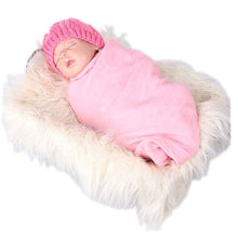 Load image into Gallery viewer, Babymoon Fur Blanket (White)

