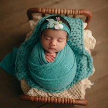 Load image into Gallery viewer, Babymoon Textured Stretchable Baby Photography Shoot Wrap Cloth With Hairband - Blue
