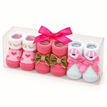Load image into Gallery viewer, Babymoon Set of 3 | Non-Skid, Anti Slip Baby Socks Gift Box | Safety Protector | 0-9M | Pink
