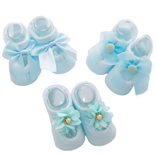 Load image into Gallery viewer, Babymoon Set of 3 | Non-Skid, Anti Slip Pearl Bow Flower Baby Socks Gift Box | Safety Protector | 0-12M | Blue
