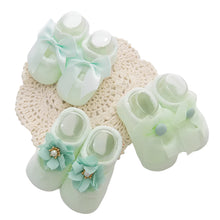 Load image into Gallery viewer, Babymoon Set of 3 | Non-Skid, Anti Slip Pearl Bow Flower Baby Socks Gift Box | Safety Protector | 0-12M | Green
