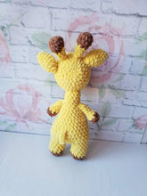 Load image into Gallery viewer, Babymoon (23 Cm) Handmade Knitted Stuffed Baby Kids Photography Shoot Props Organic Toys - Giraffe
